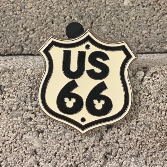 Disney Trading Pins - Picture 4 of 6